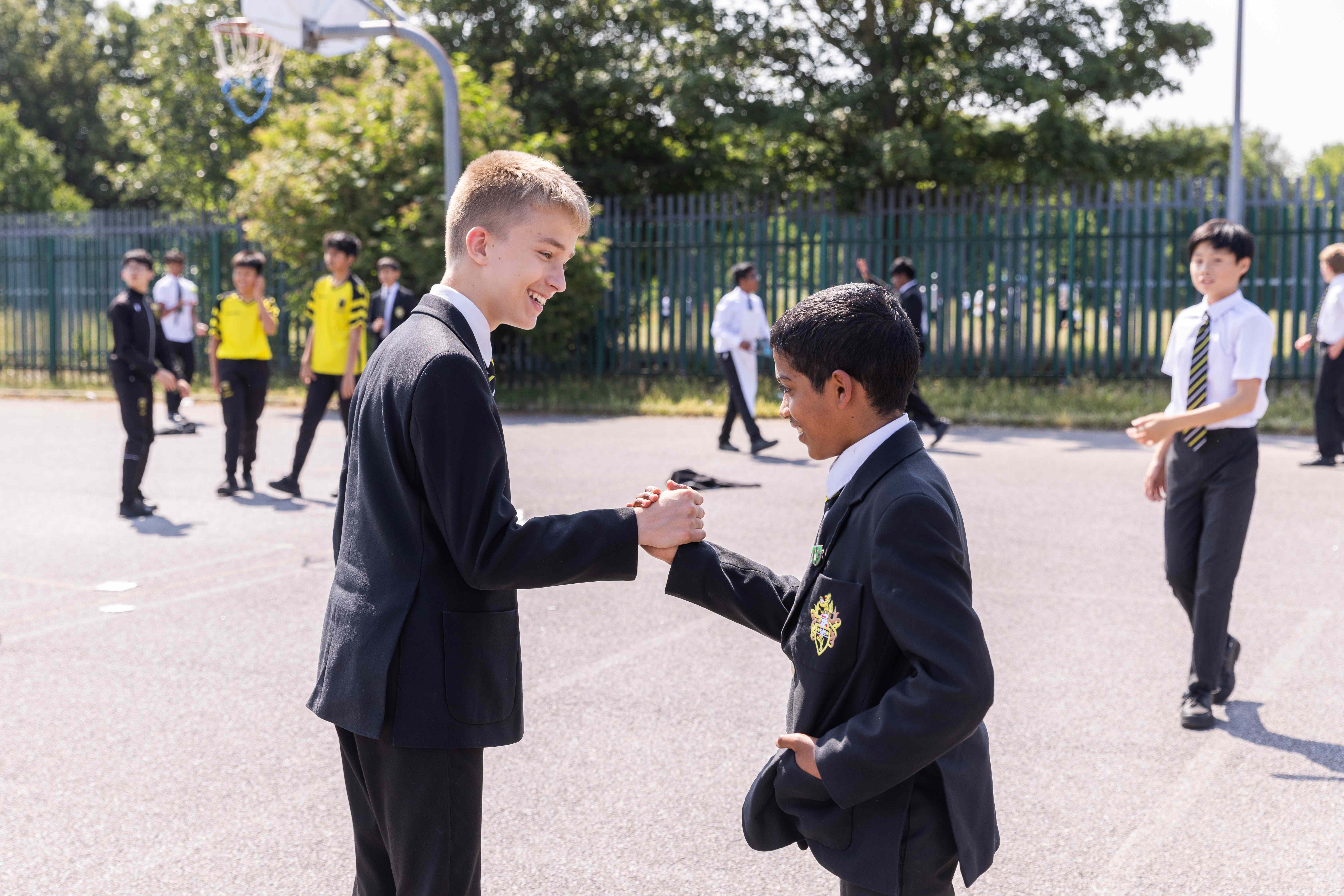 shakehands